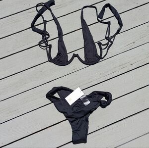 Plumeria Swimwear Magnolia Bikini Top S + Bottom M black